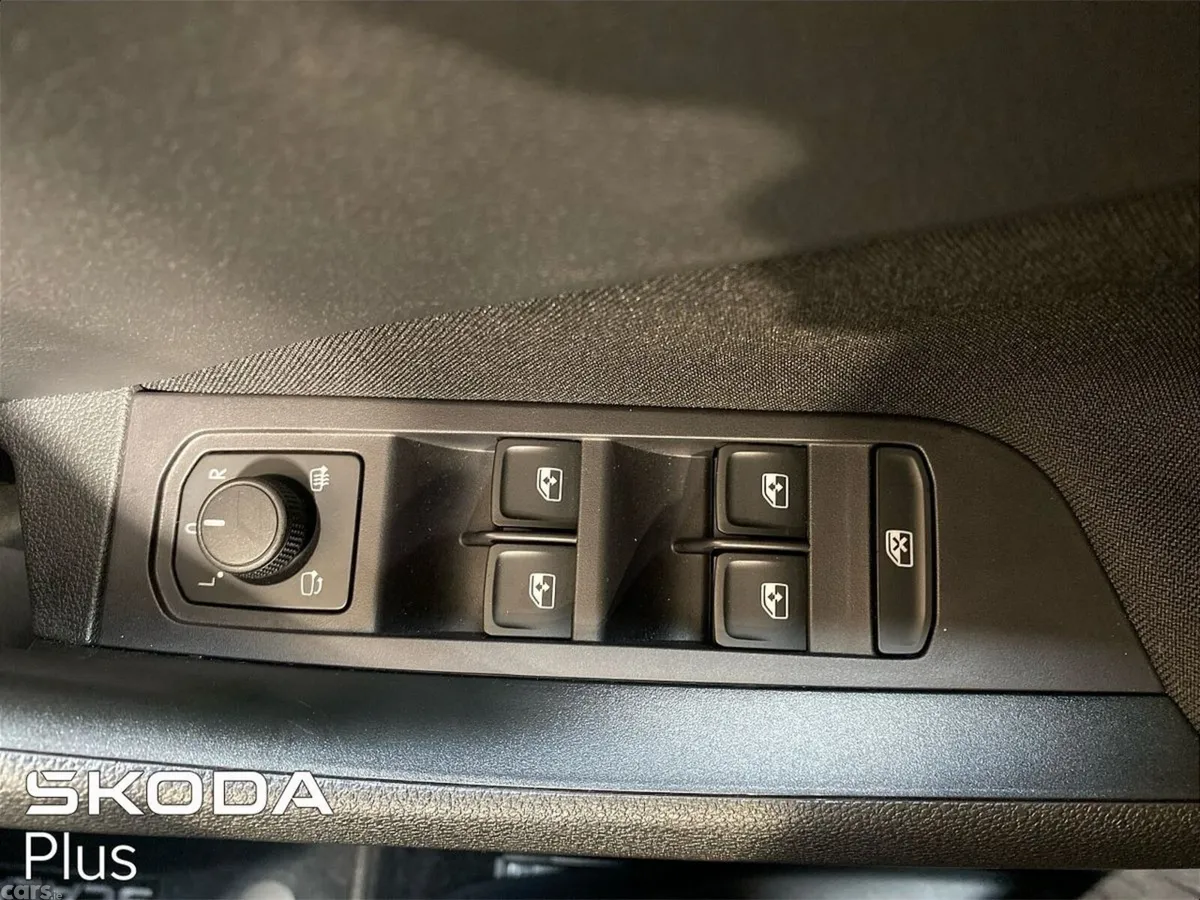 Skoda Scala Hatchback, Petrol, 2026, Silver