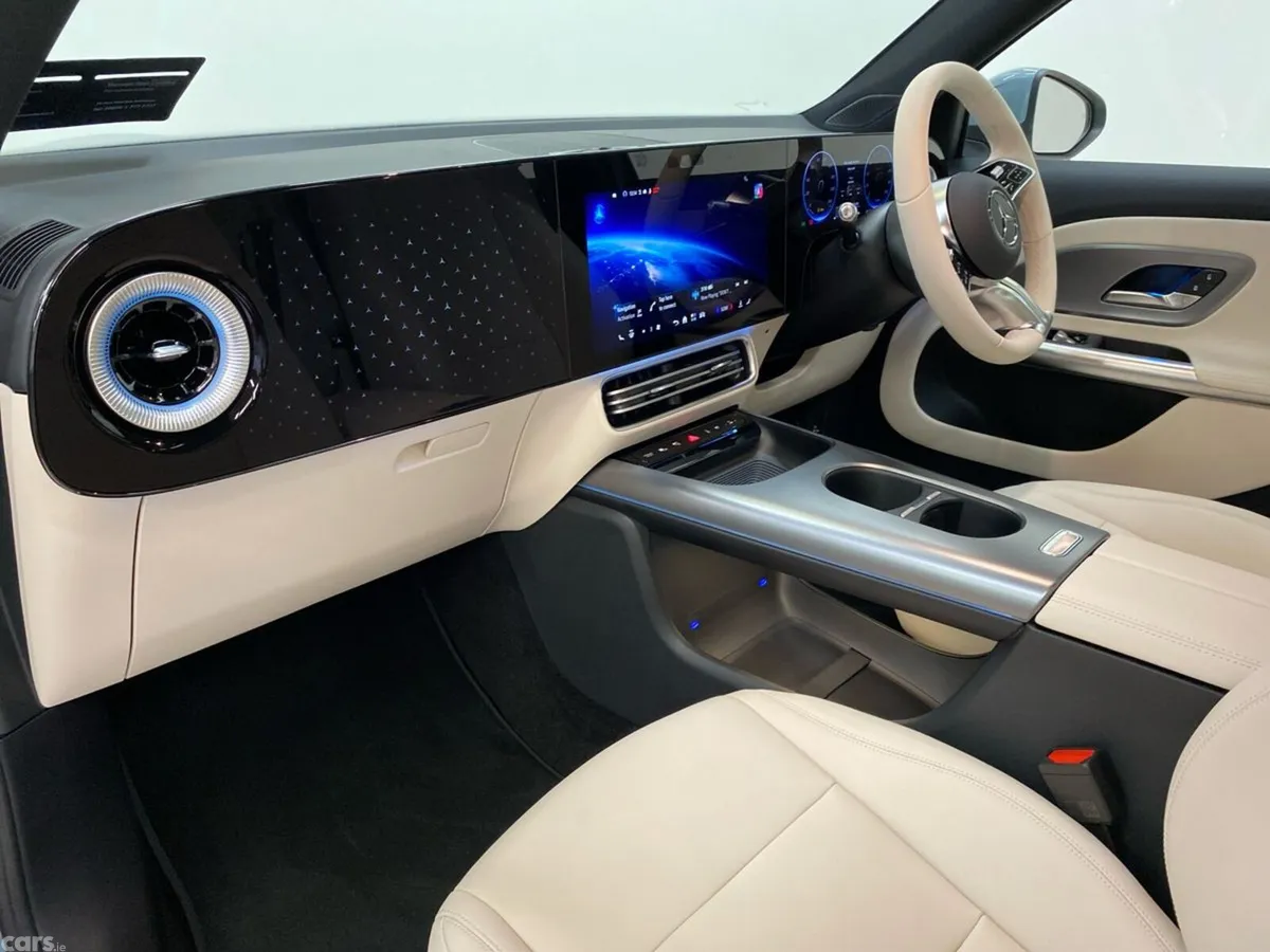 Mercedes-Benz GLB MPV, Electric, 2026, Grey