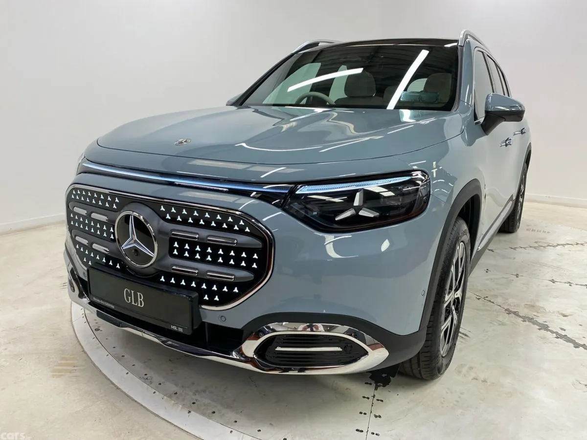 Mercedes-Benz GLB MPV, Electric, 2026, Grey