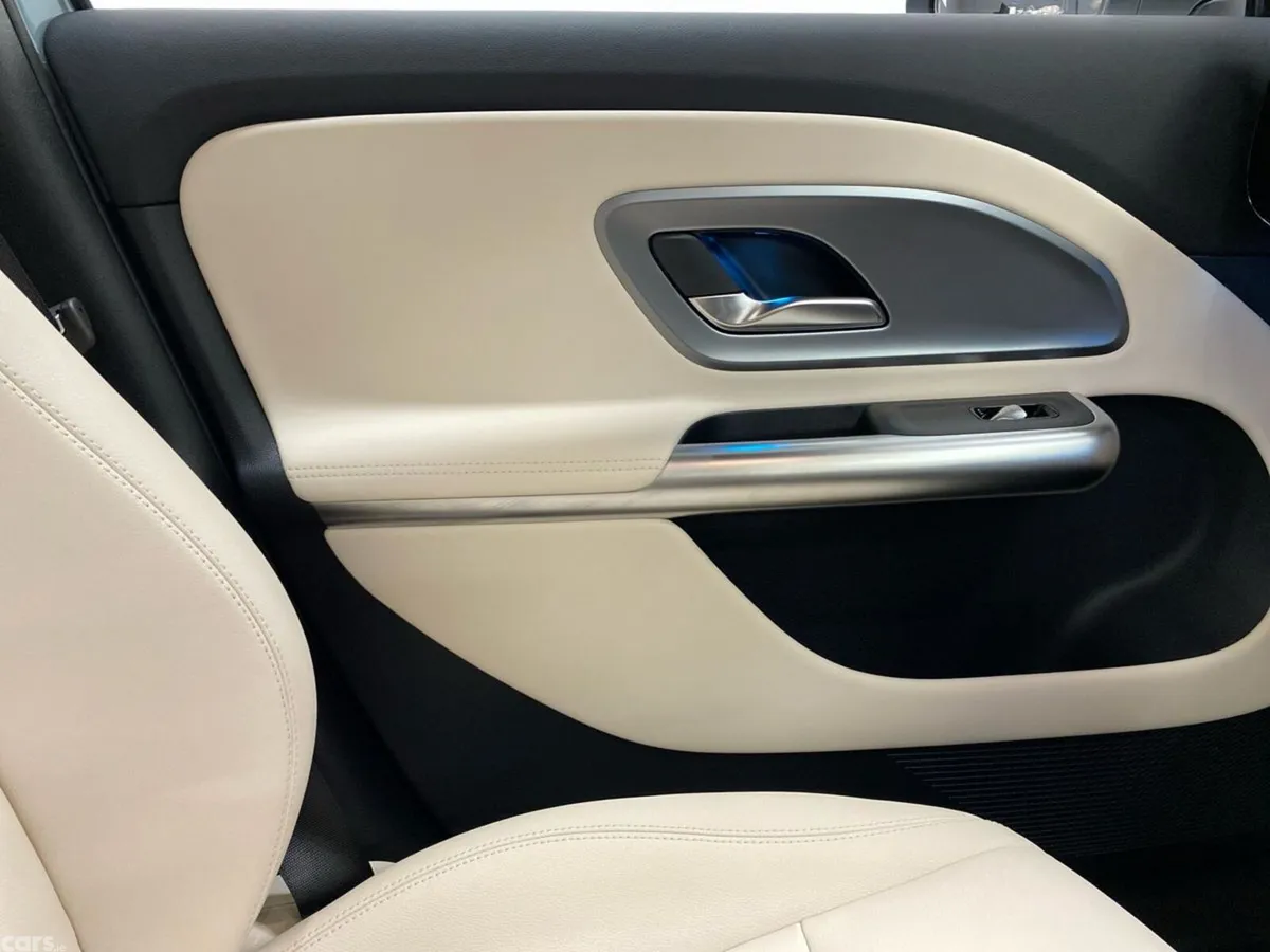 Mercedes-Benz GLB MPV, Electric, 2026, Grey