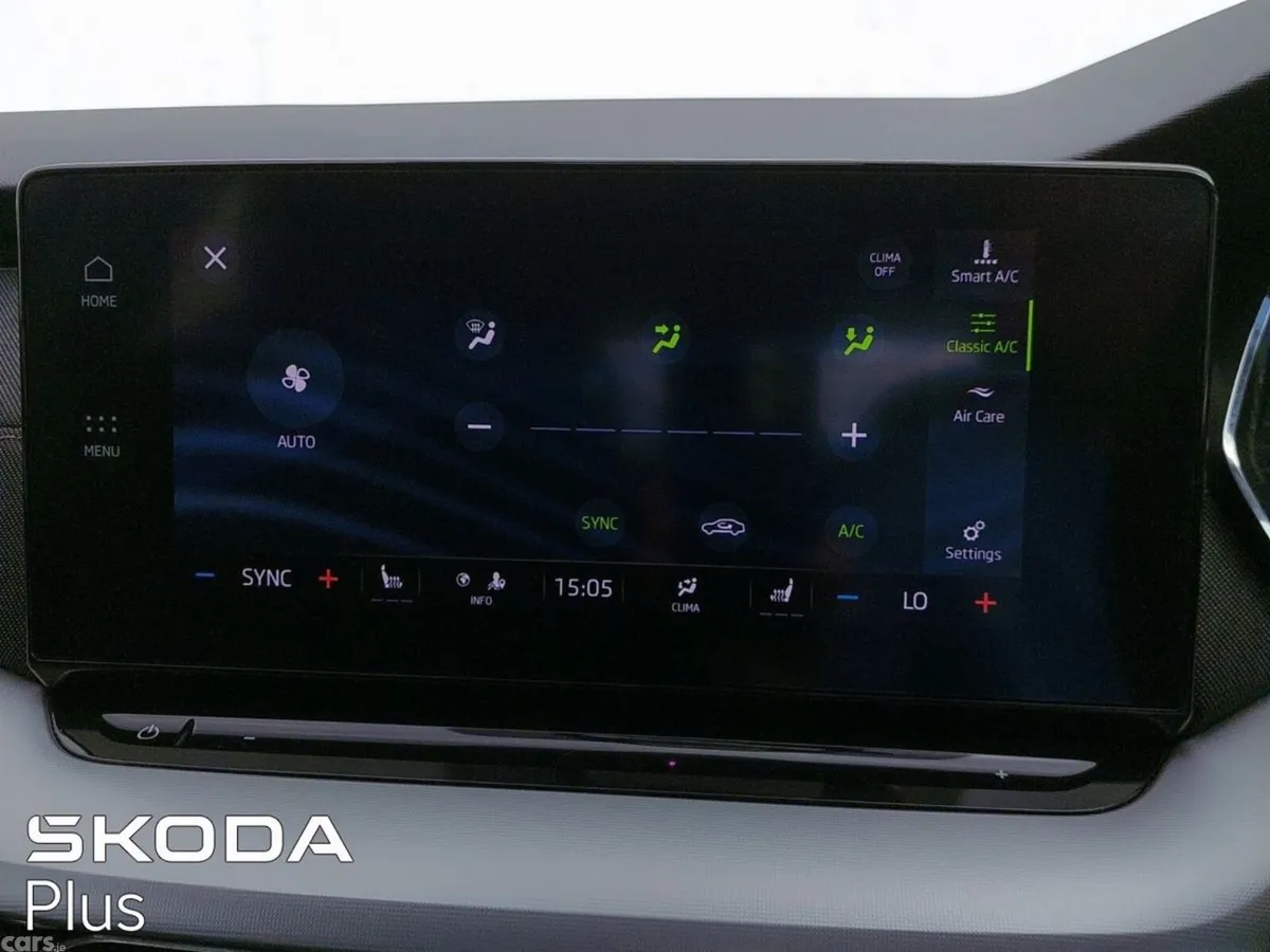 Skoda Octavia Saloon, Diesel, 2023, Black
