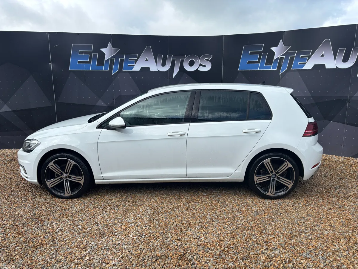 Volkswagen Golf Hatchback, Petrol, 2018, White