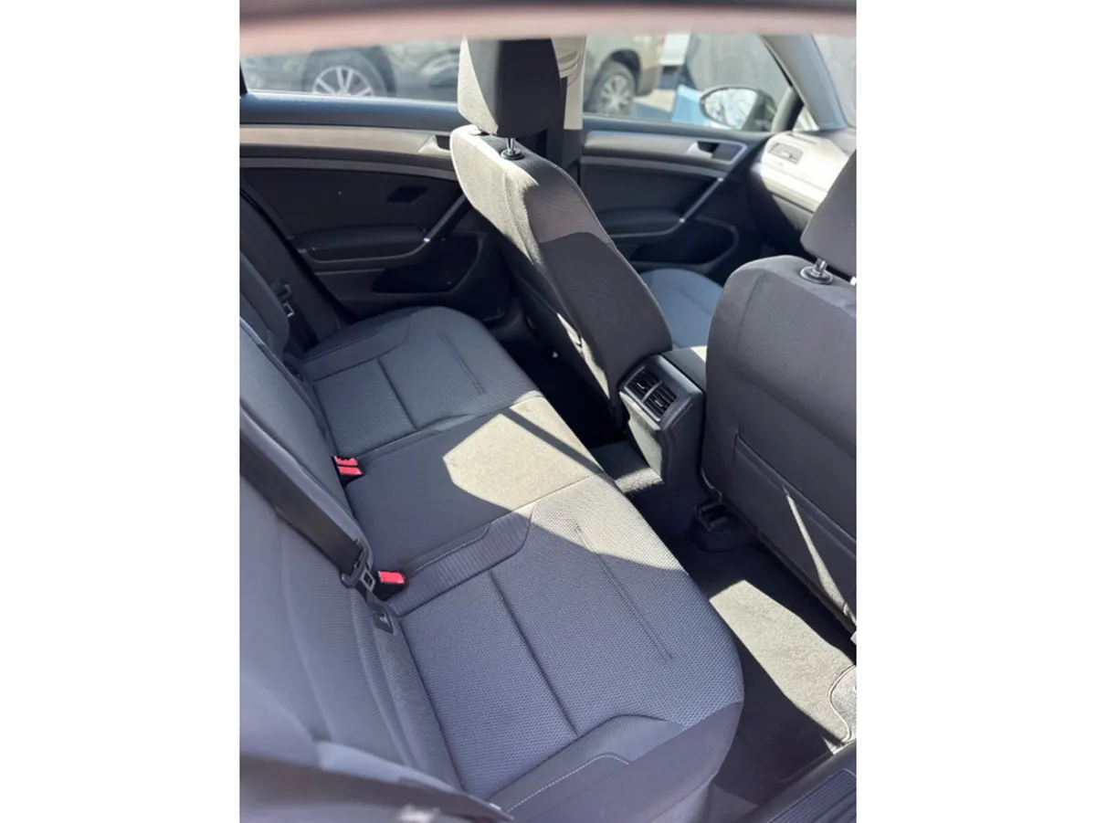 Volkswagen Golf Hatchback, Petrol, 2014, Black