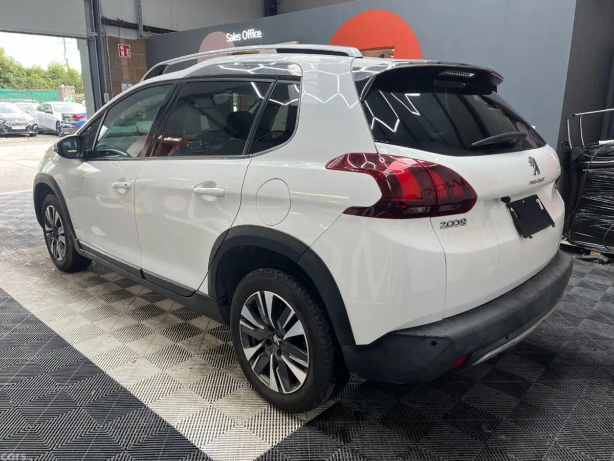 Peugeot 2008 SUV, Petrol, 2017, White