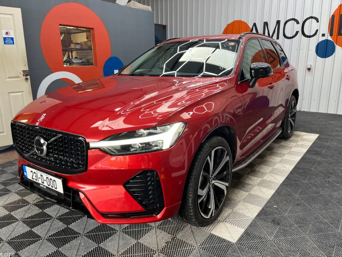 Volvo XC60 SUV, Petrol Hybrid, 2023, Red