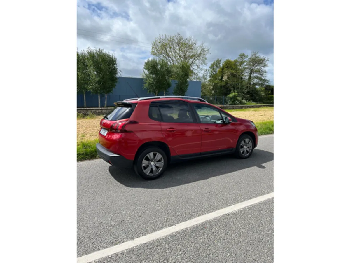 Peugeot 2008 Estate, Diesel, 2017, Red