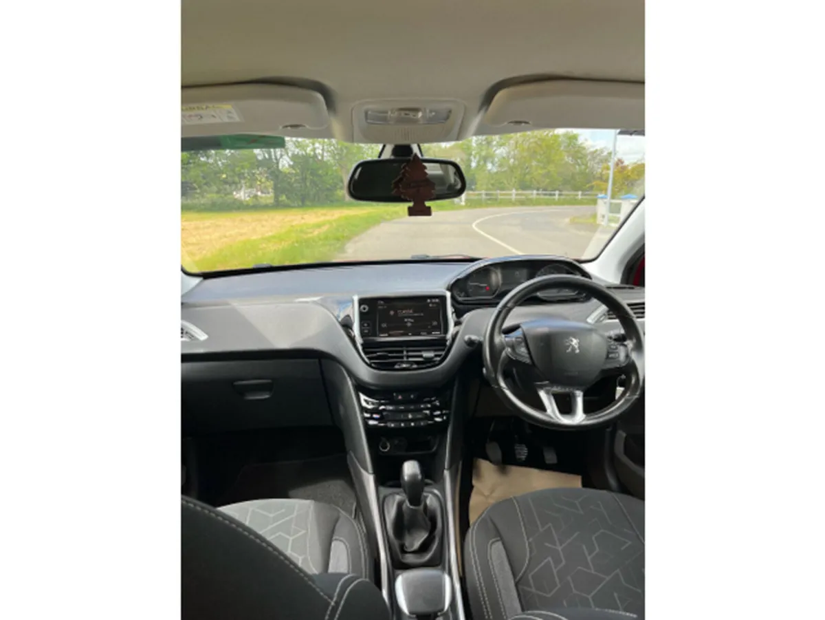 Peugeot 2008 Estate, Diesel, 2017, Red