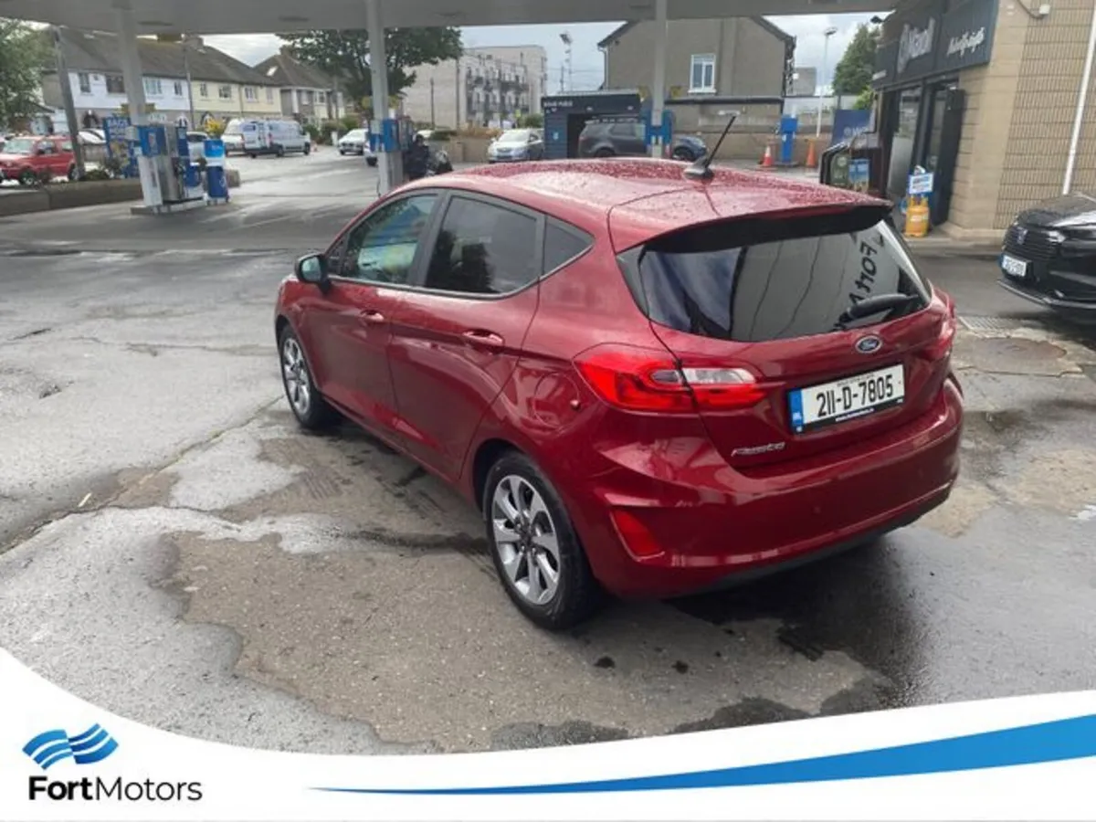 Ford Fiesta Hatchback, Petrol, 2021, Red
