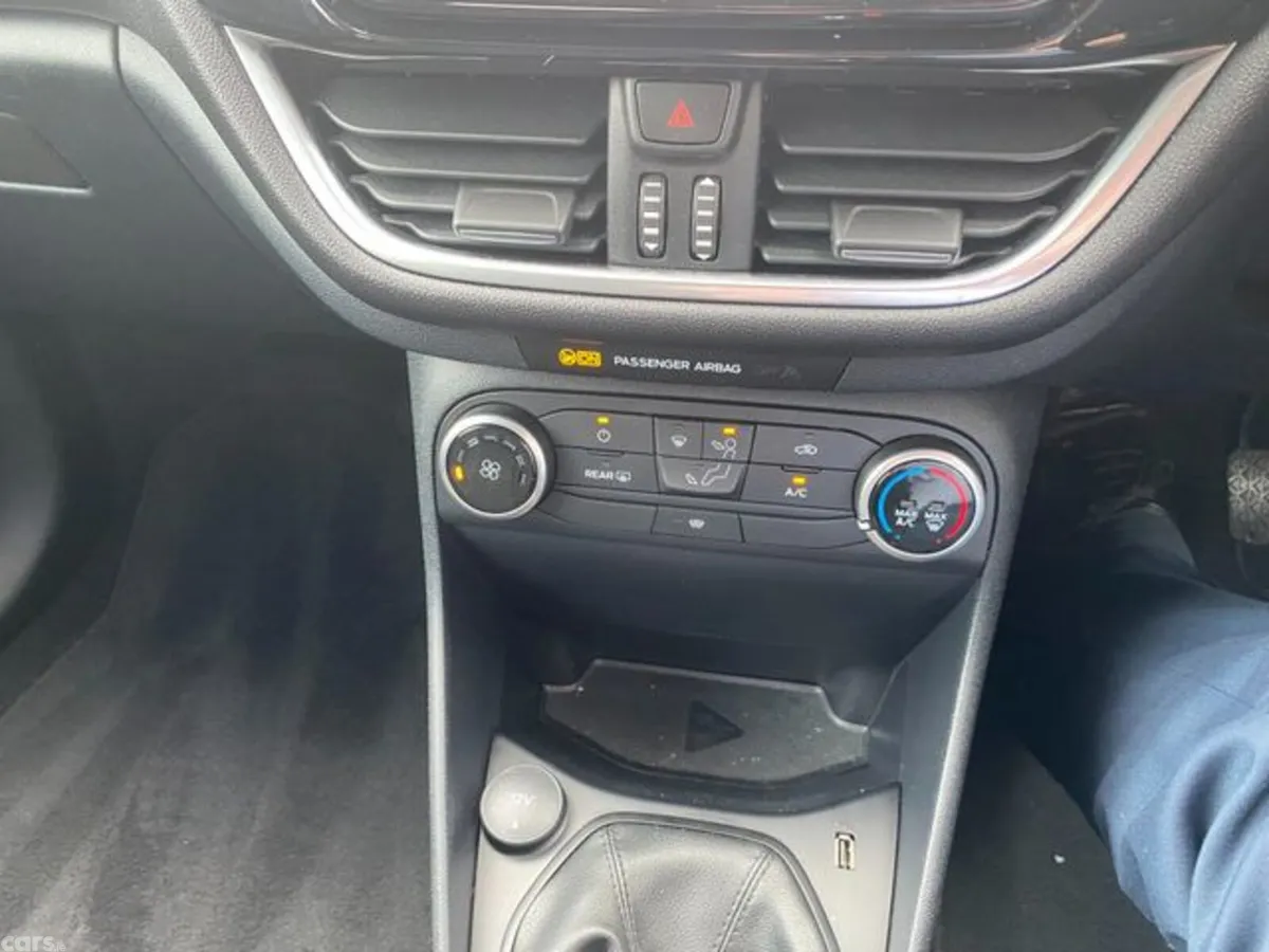 Ford Fiesta Hatchback, Petrol, 2021, Red