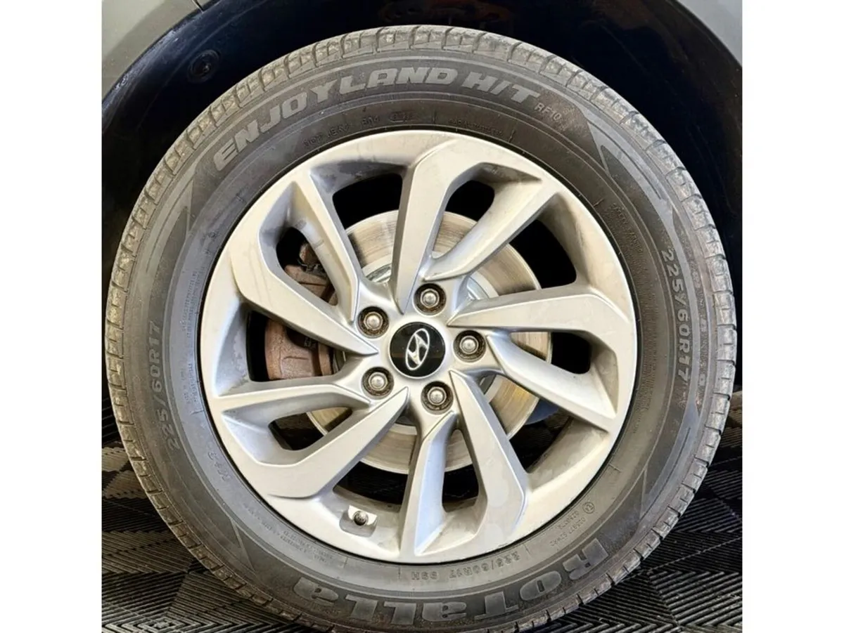 Hyundai Tucson MPV, Diesel, 2017, Grey