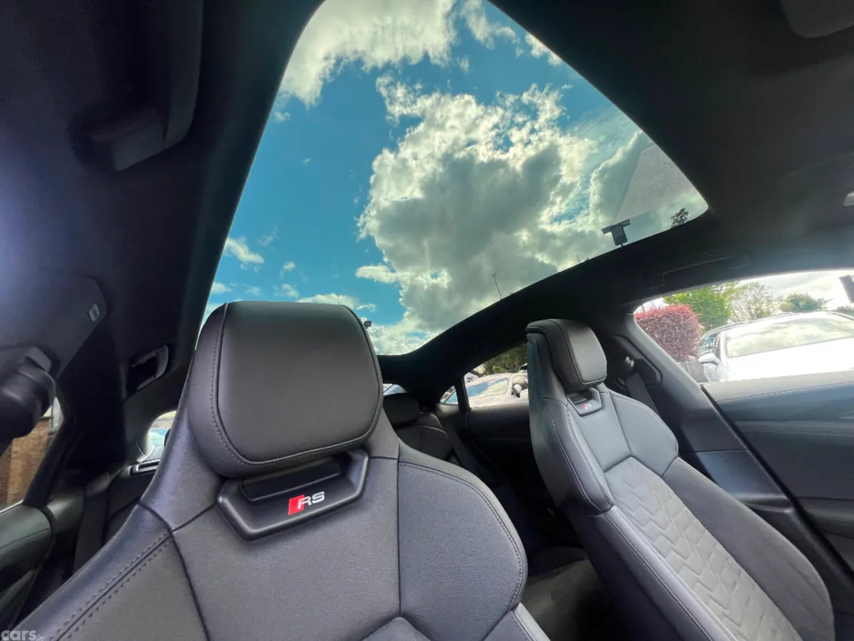 Audi e-tron GT Coupe, Electric, 2021, Grey
