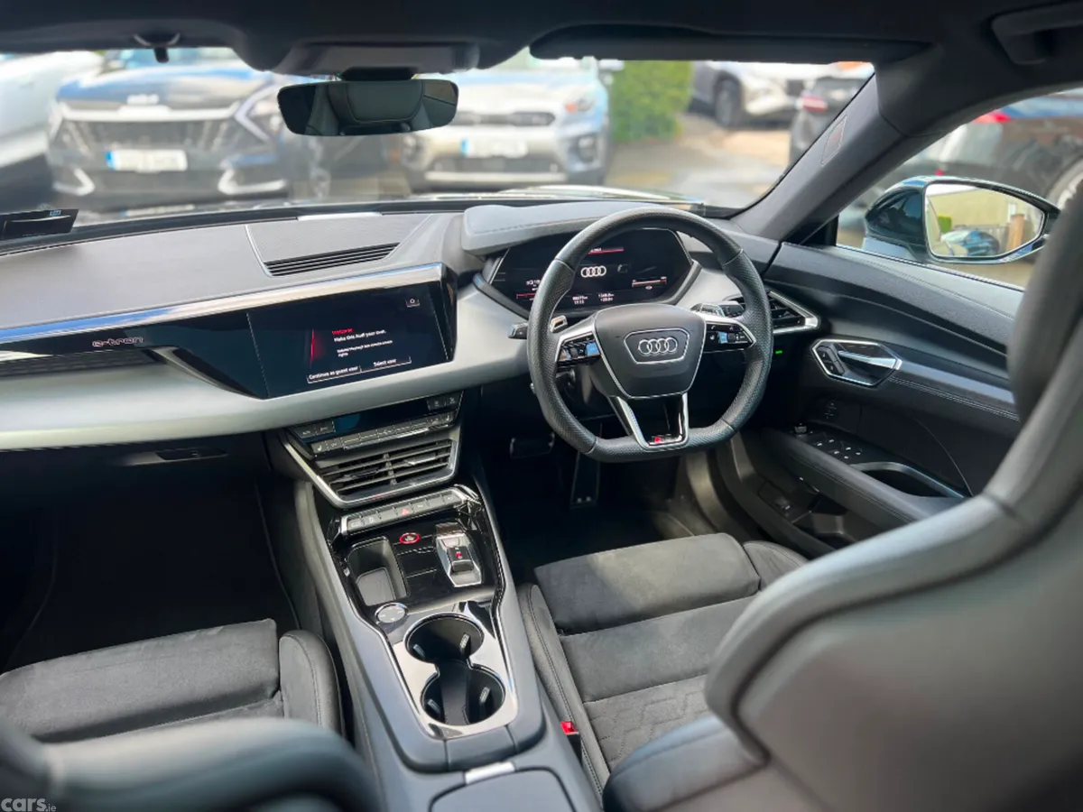 Audi e-tron GT Coupe, Electric, 2021, Grey