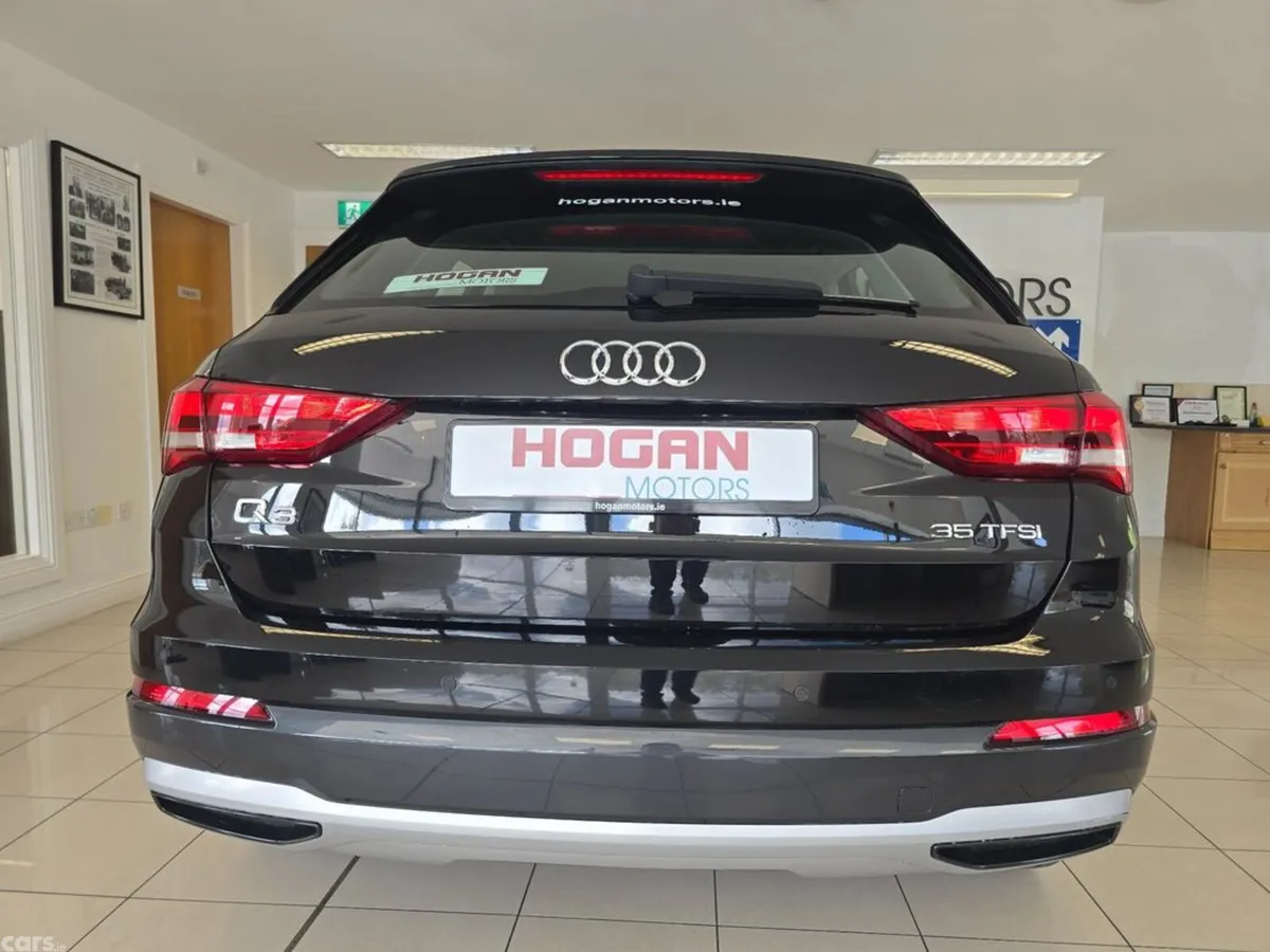 Audi Q3 SUV, Petrol, 2019, Black