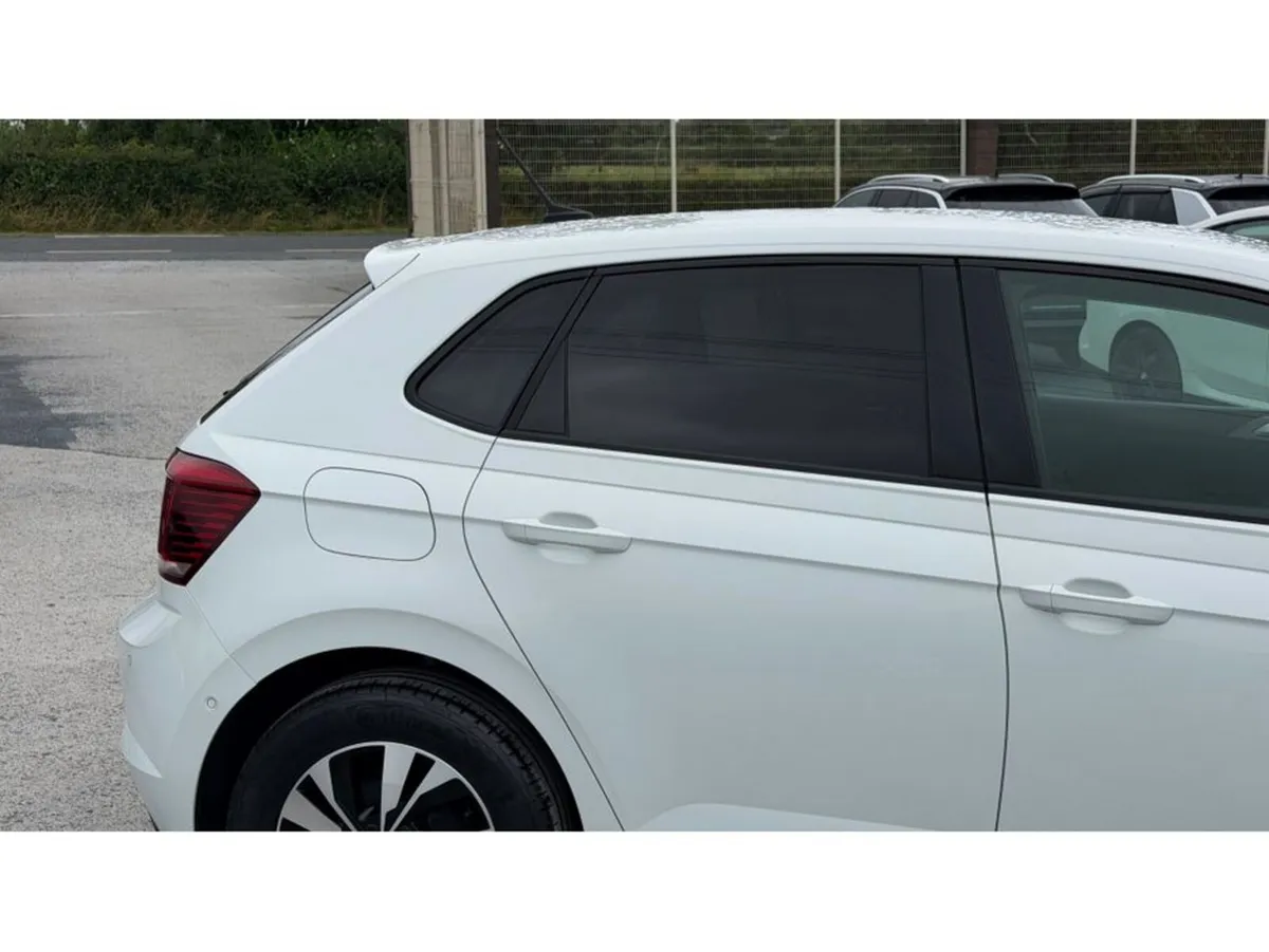 Volkswagen Polo Hatchback, Petrol, 2019, White