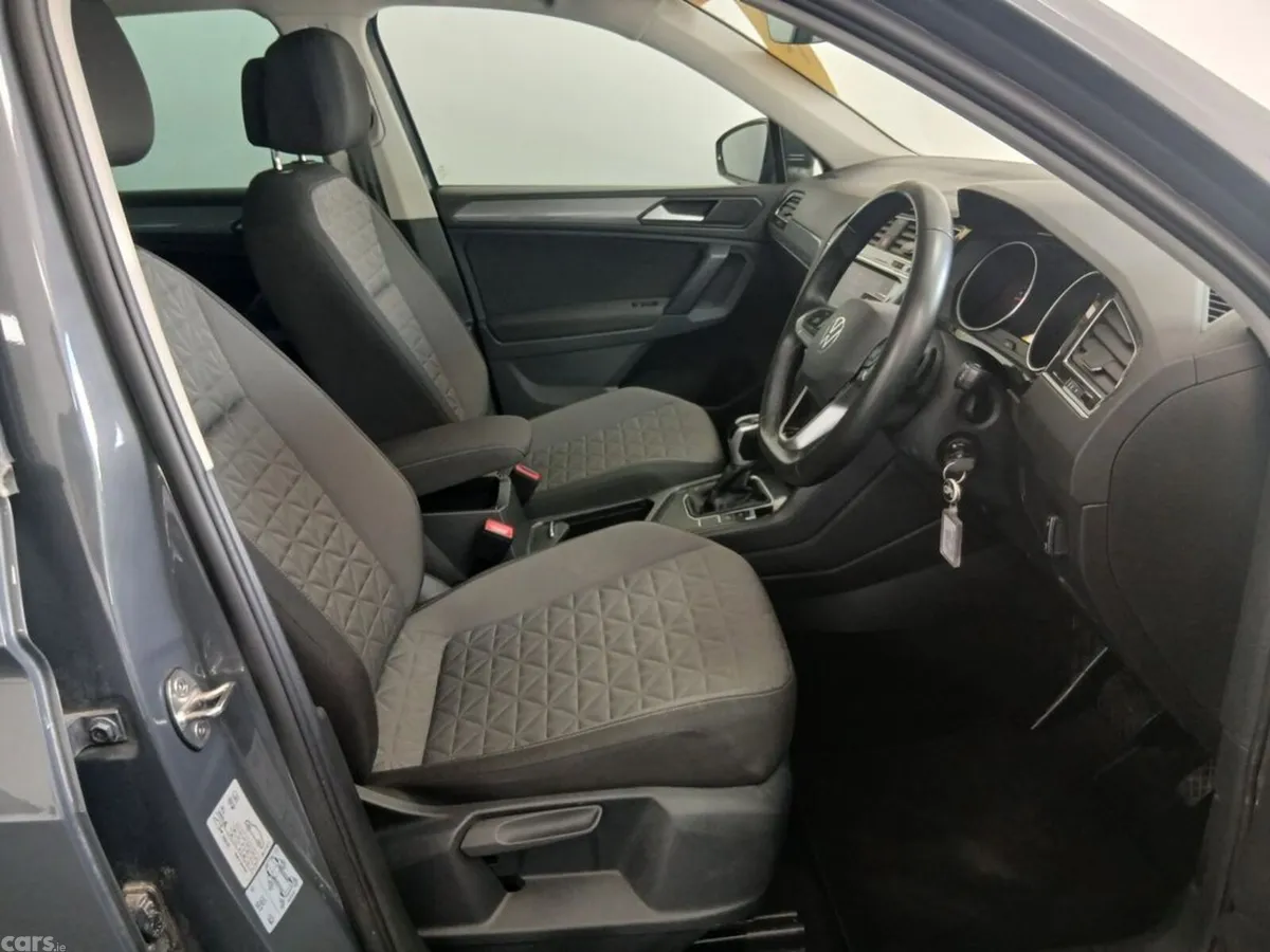 Volkswagen Tiguan Estate, Diesel, 2023, Grey