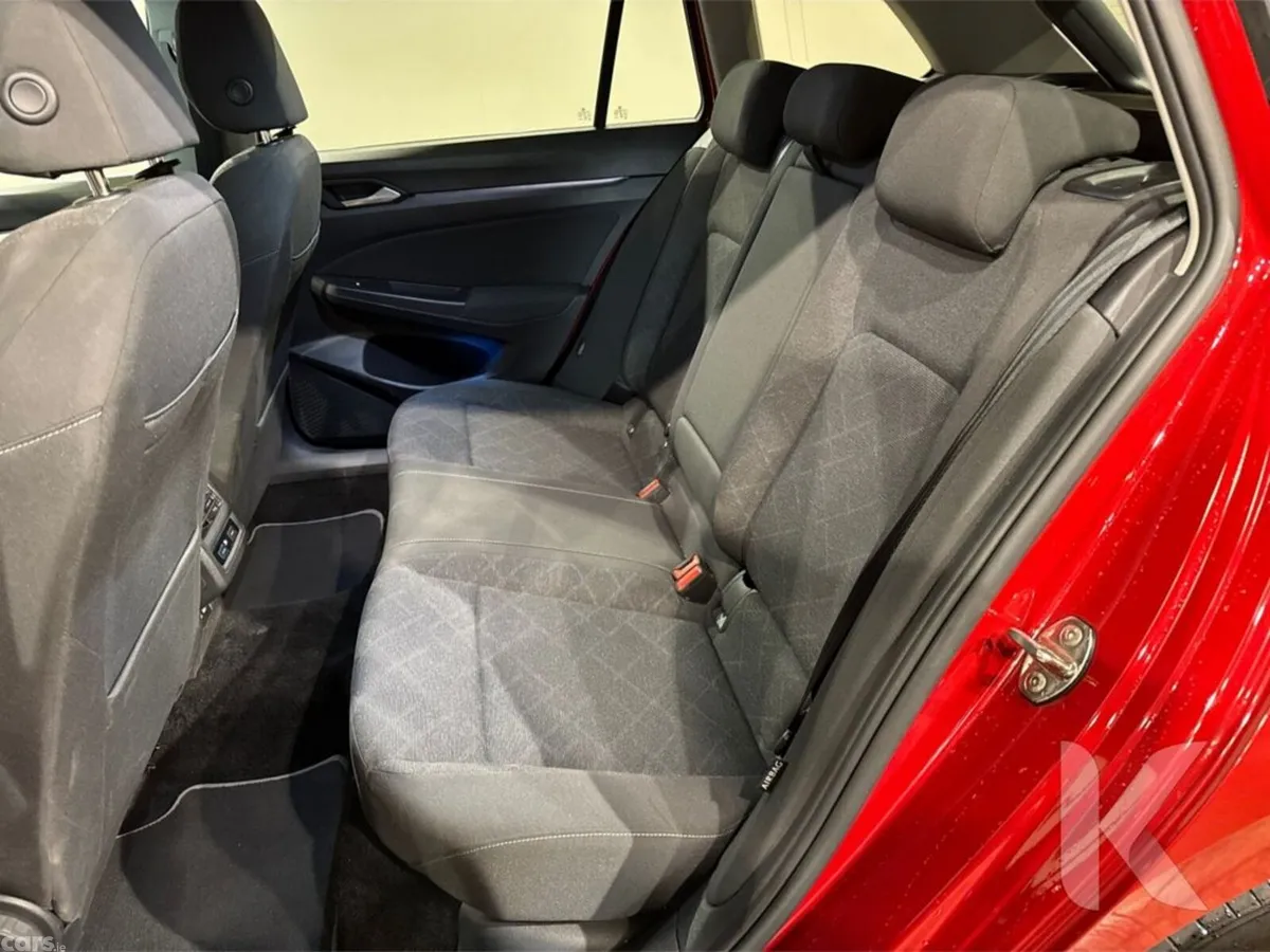 Volkswagen Golf Estate, Petrol Hybrid, 2021, Red