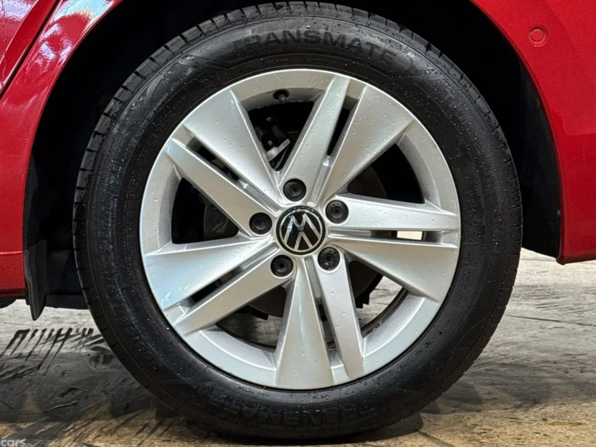 Volkswagen Golf Estate, Petrol Hybrid, 2021, Red