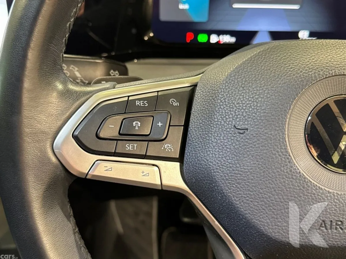 Volkswagen Golf Estate, Petrol Hybrid, 2021, Red