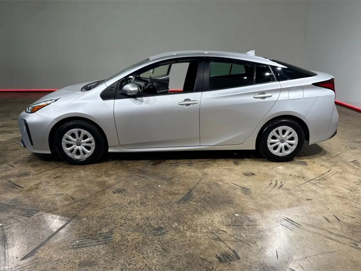 Toyota Prius Hatchback, Petrol Hybrid, 2022, Silver