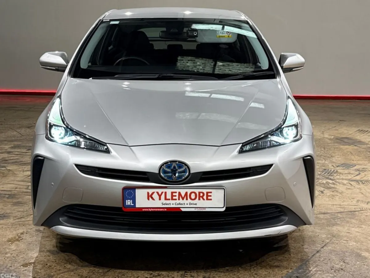 Toyota Prius Hatchback, Petrol Hybrid, 2022, Silver
