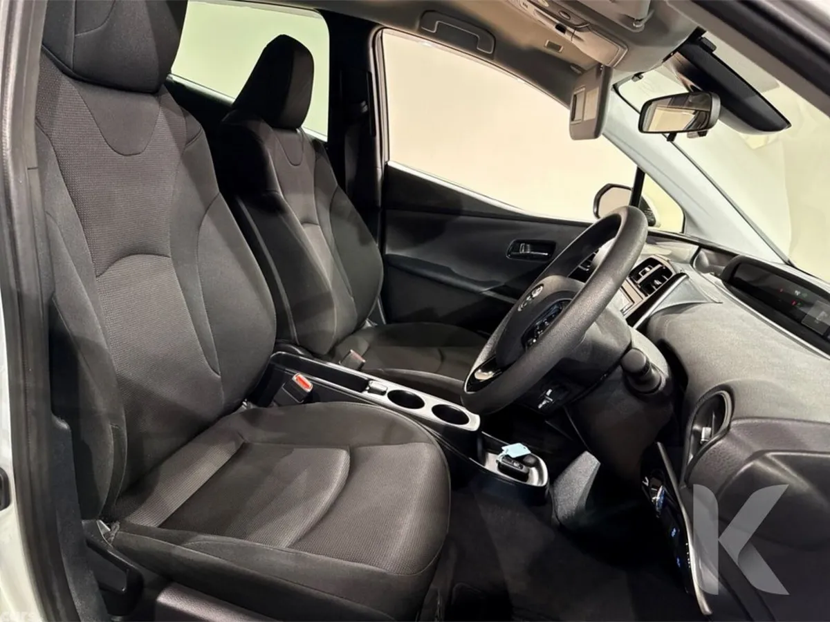 Toyota Prius Hatchback, Petrol Hybrid, 2022, Silver