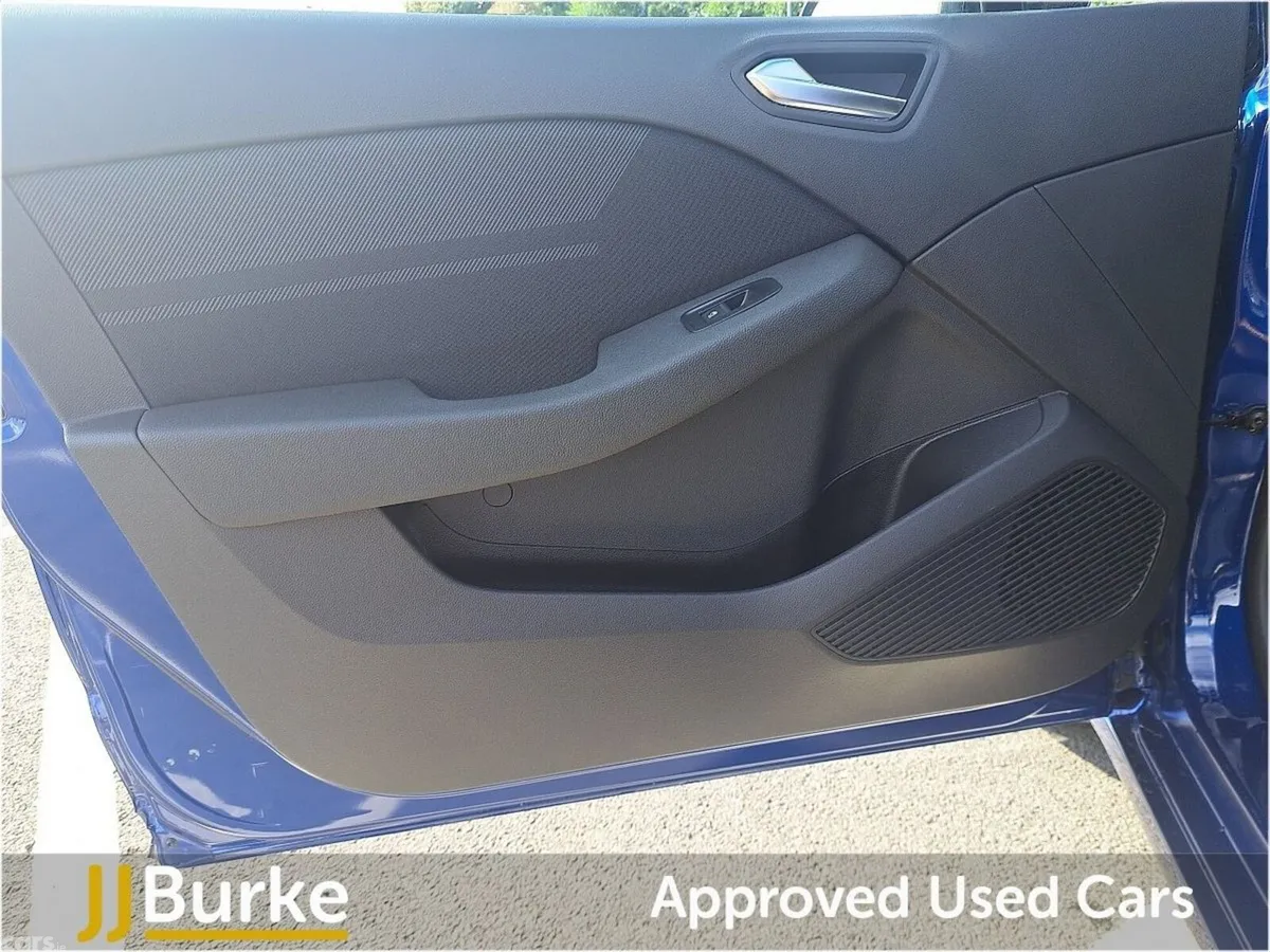Renault Clio Hatchback, Petrol Hybrid, 2026, Blue
