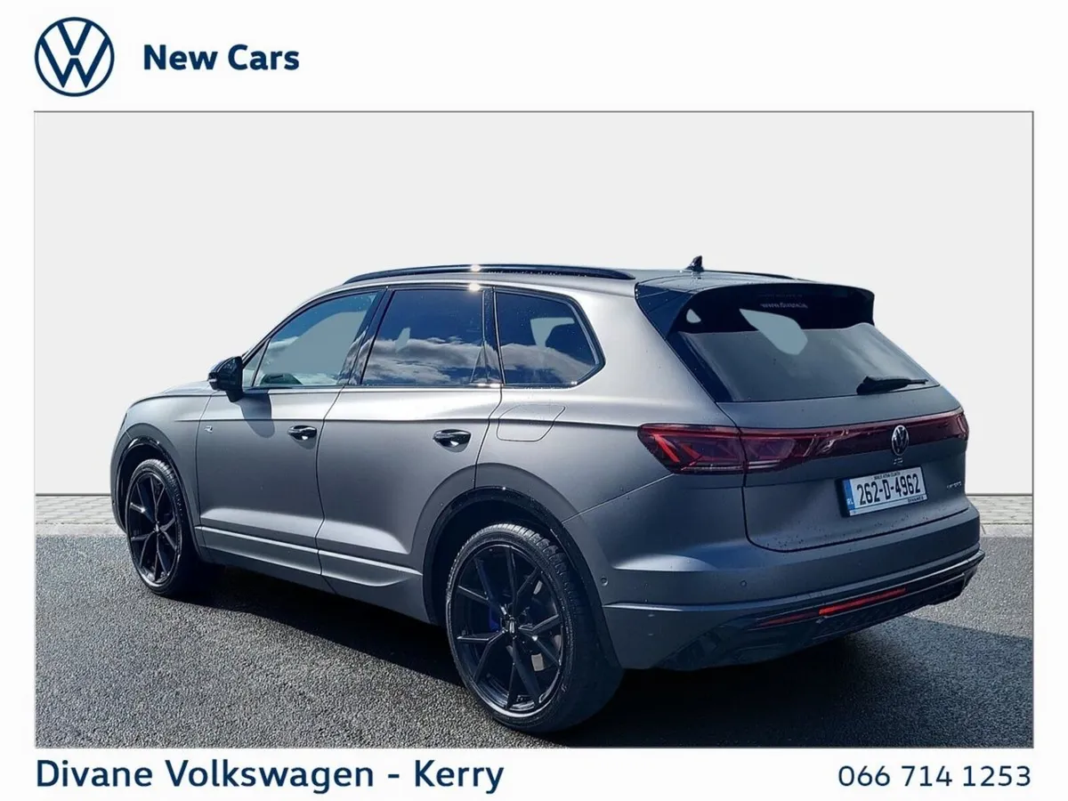 Volkswagen Touareg SUV, Petrol Plug-in Hybrid, 2026, Grey
