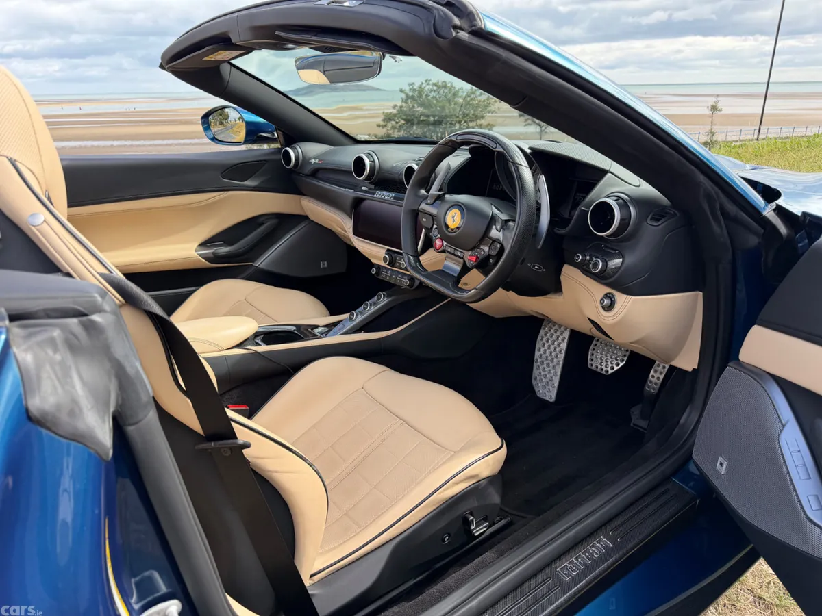 Ferrari Portofino Convertible, Petrol, 2022, Blue
