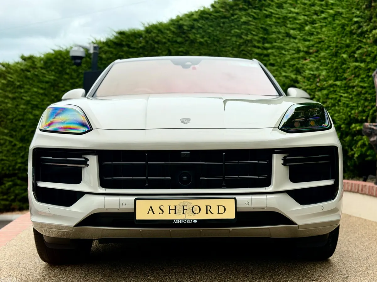 Porsche Cayenne SUV, Petrol Plug-in Hybrid, 2025, Grey