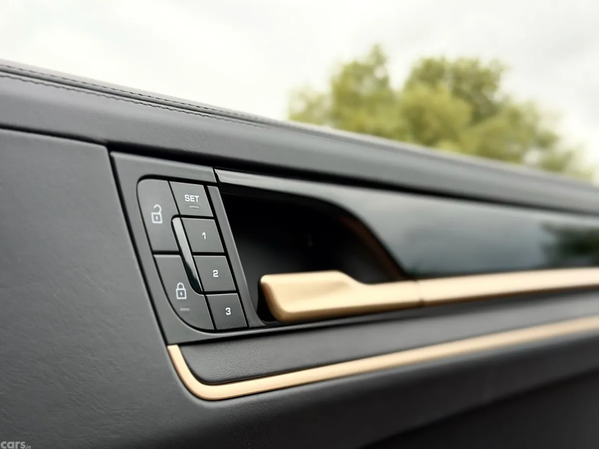 Porsche Cayenne SUV, Petrol Plug-in Hybrid, 2025, Grey