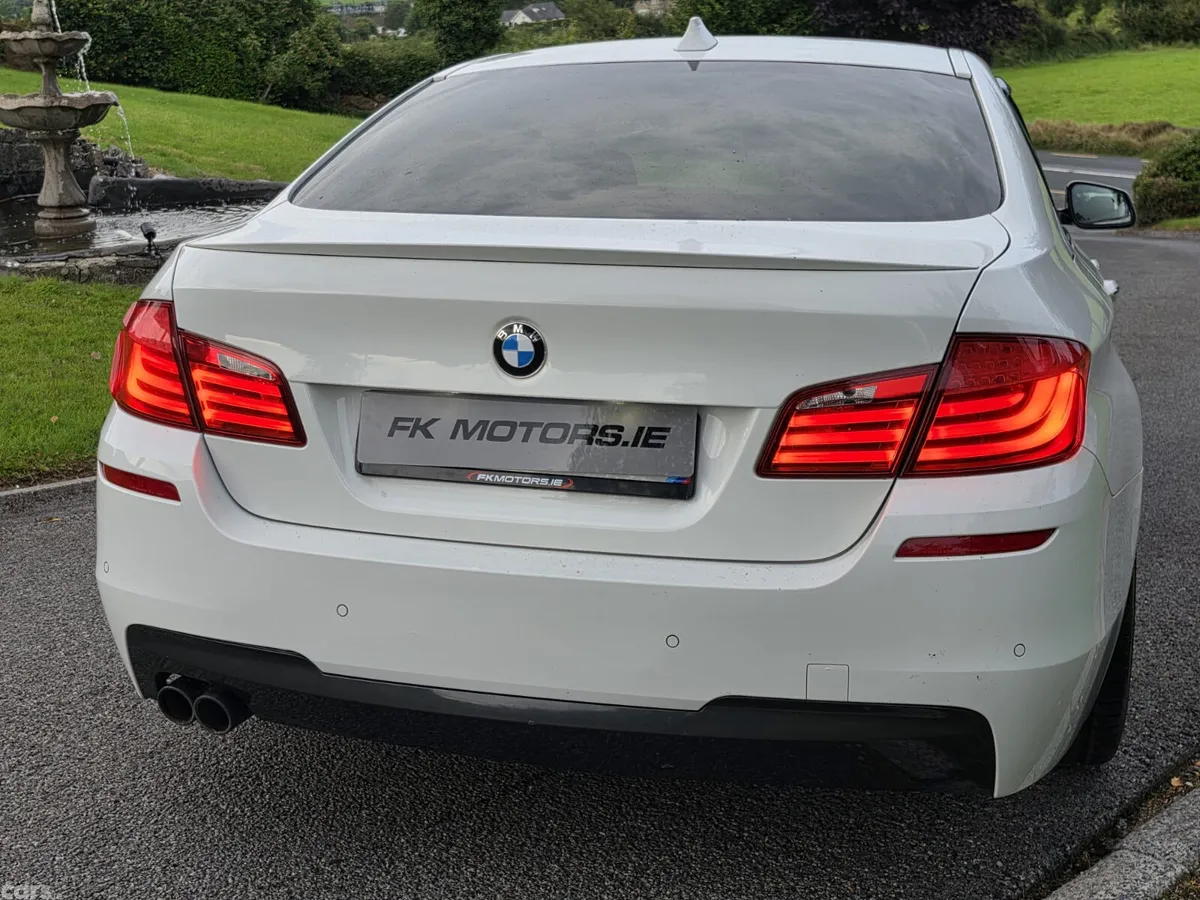 BMW 5-Series Saloon, Diesel, 2012, White