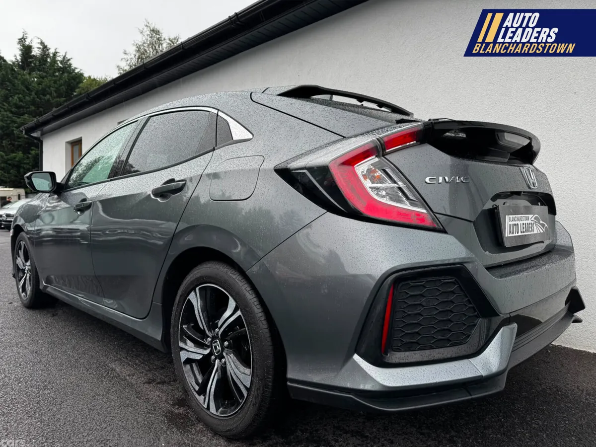 Honda Civic Hatchback, Diesel, 2019, Grey