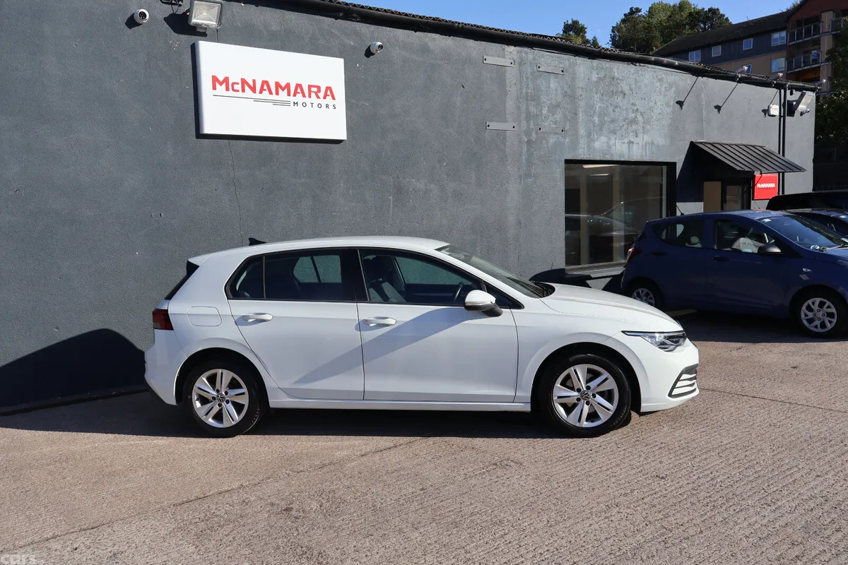 Volkswagen Golf Hatchback, Petrol, 2021, White