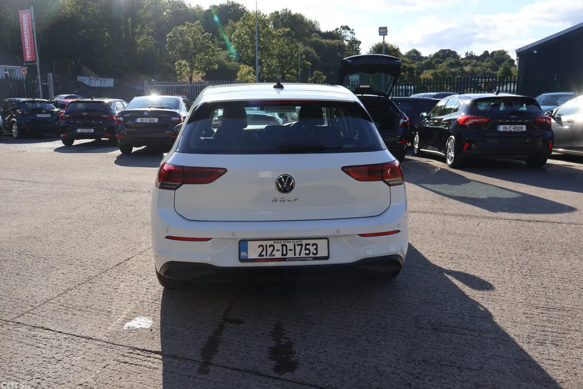 Volkswagen Golf Hatchback, Petrol, 2021, White