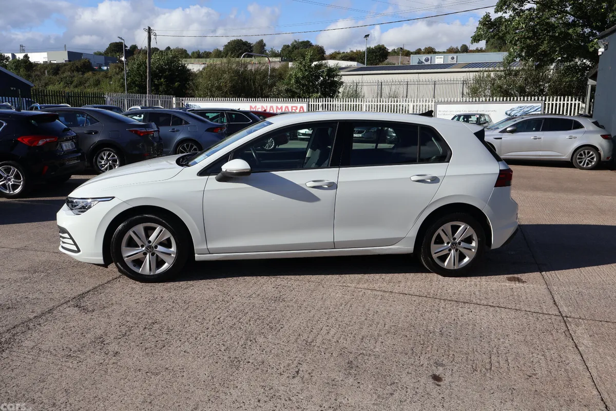 Volkswagen Golf Hatchback, Petrol, 2021, White