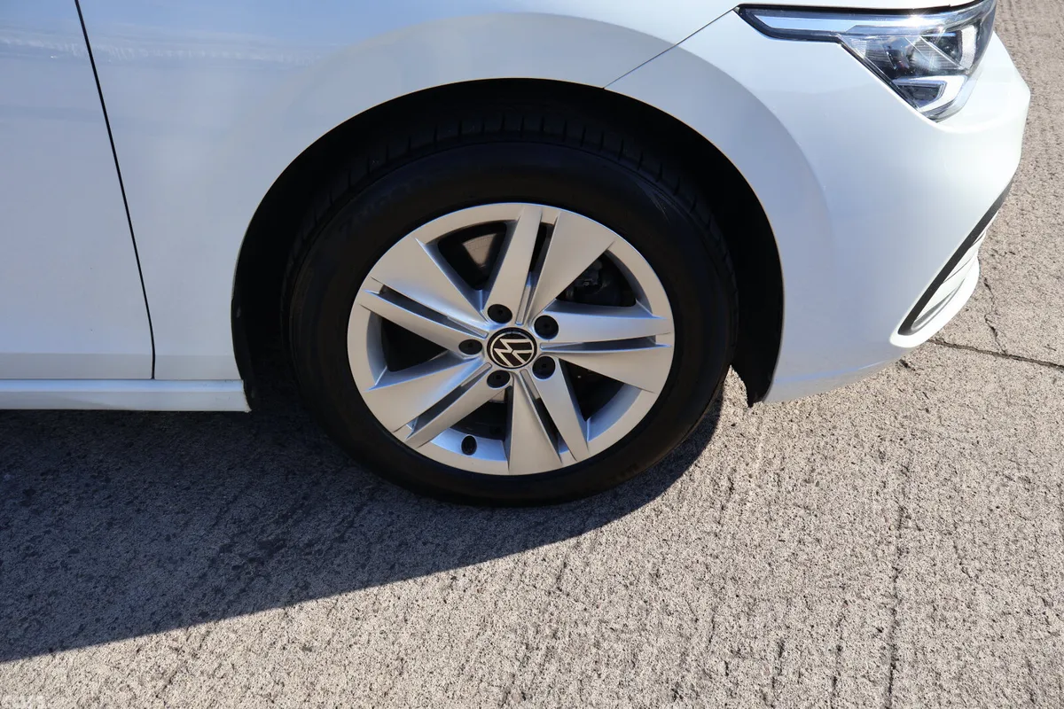 Volkswagen Golf Hatchback, Petrol, 2021, White