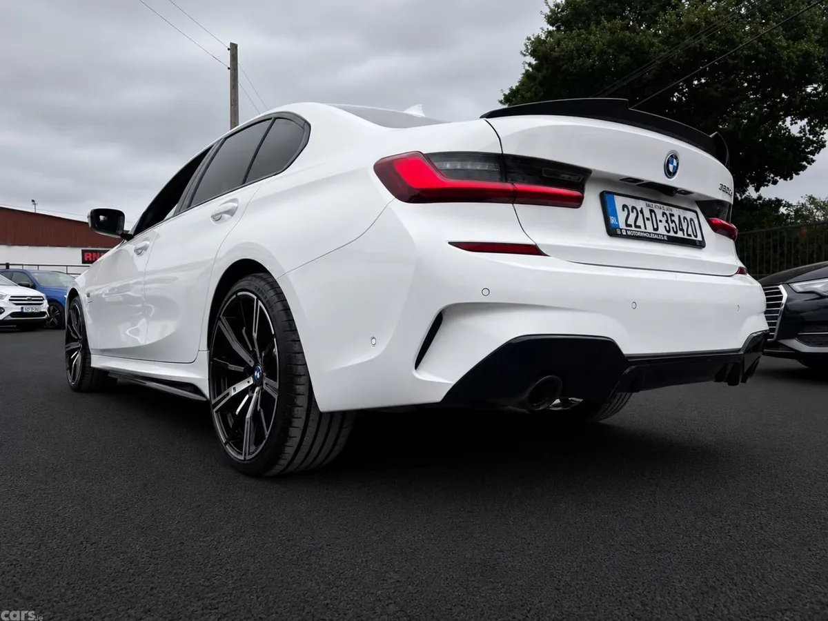 BMW 3-Series Saloon, Petrol Plug-in Hybrid, 2022, White