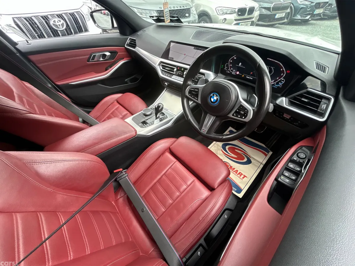 BMW 3-Series Saloon, Petrol Plug-in Hybrid, 2022, White