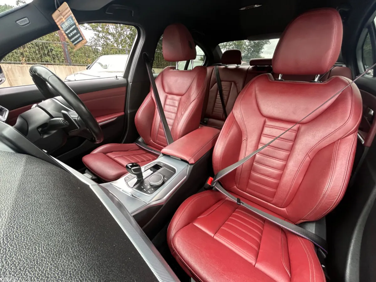 BMW 3-Series Saloon, Petrol Plug-in Hybrid, 2022, White