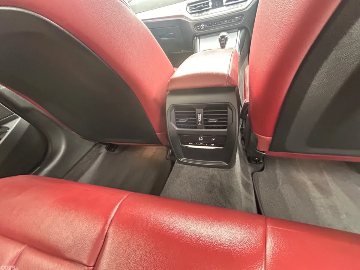 BMW 3-Series Saloon, Petrol Plug-in Hybrid, 2022, White