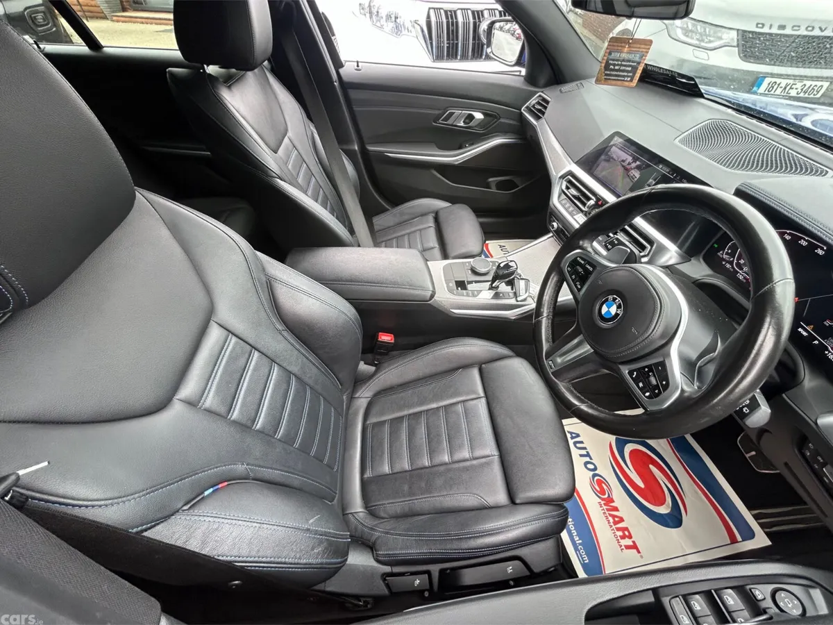BMW 3-Series Estate/Jeep, Diesel, 2021, Blue