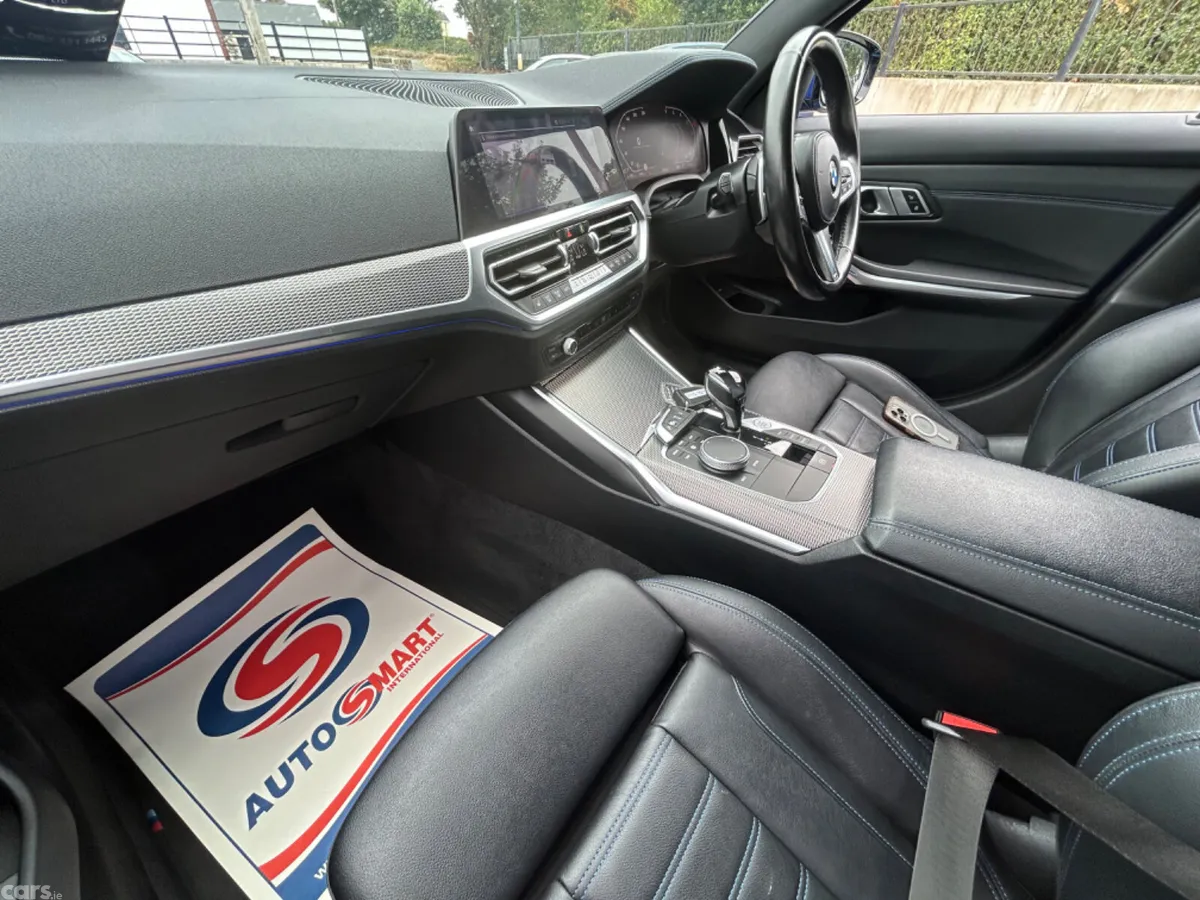 BMW 3-Series Estate/Jeep, Diesel, 2021, Blue