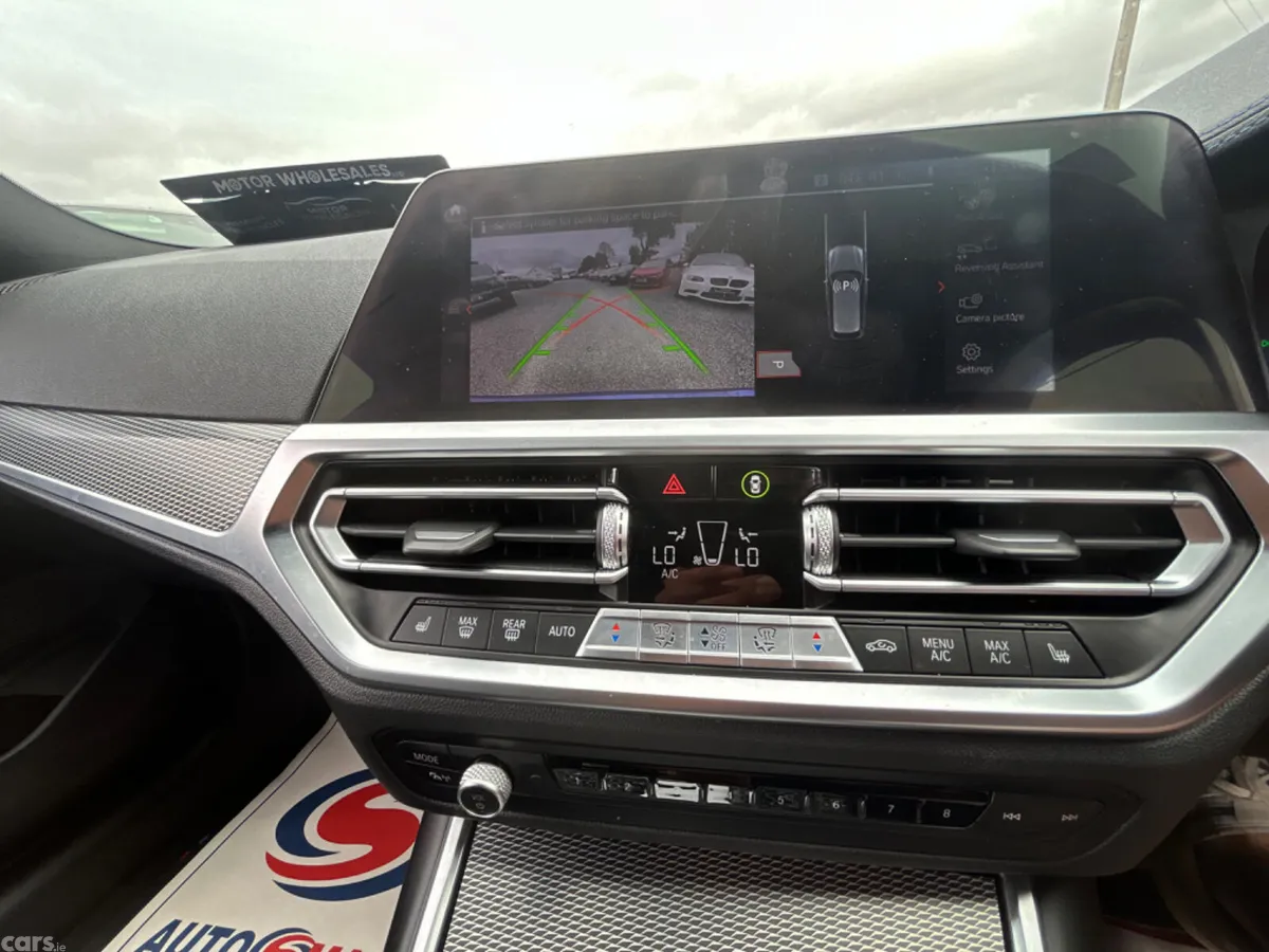 BMW 3-Series Estate/Jeep, Diesel, 2021, Blue