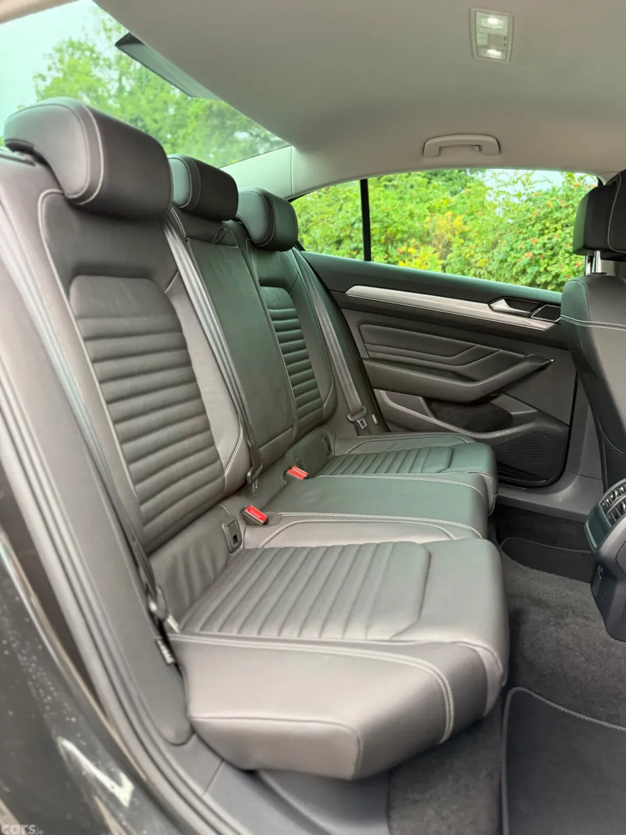 Volkswagen Passat Saloon, Petrol Plug-in Hybrid, 2021, Grey