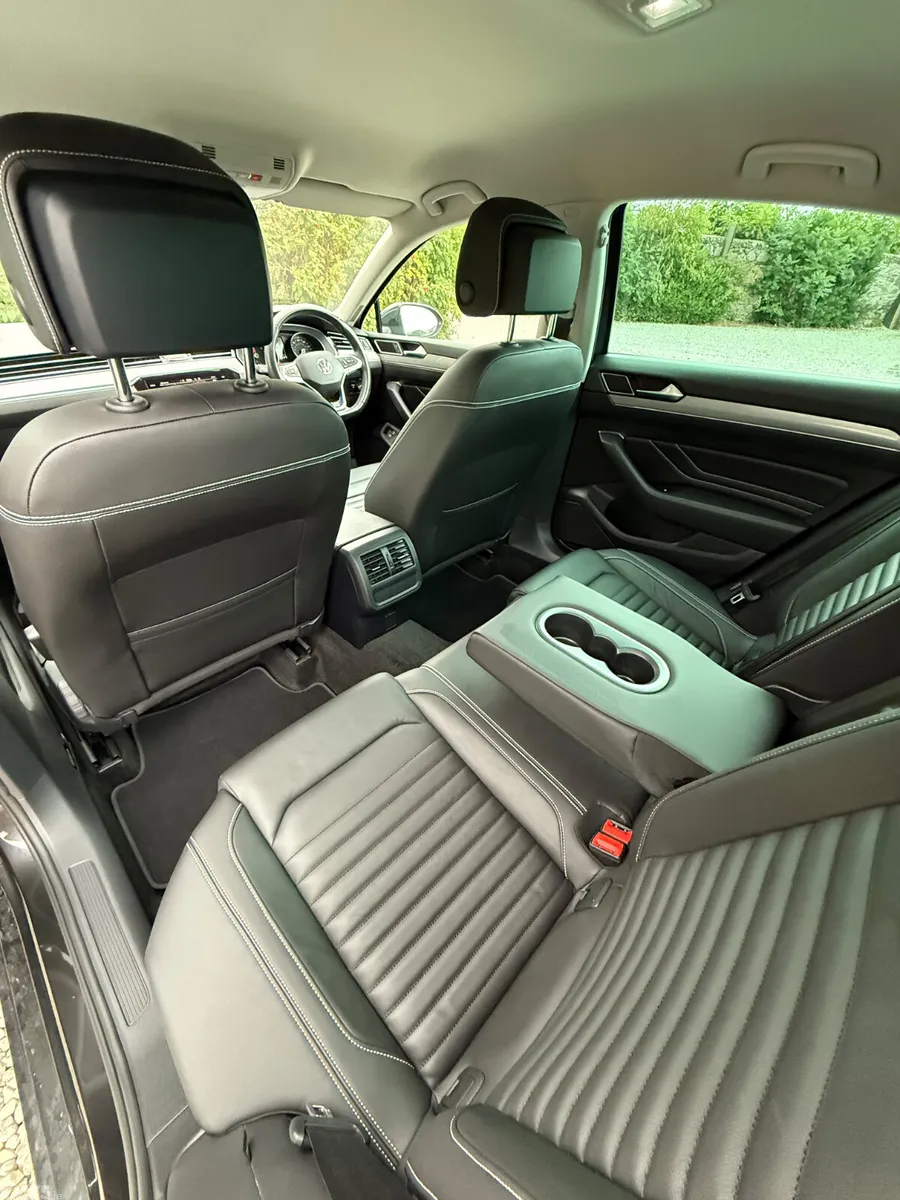 Volkswagen Passat Saloon, Petrol Plug-in Hybrid, 2021, Grey