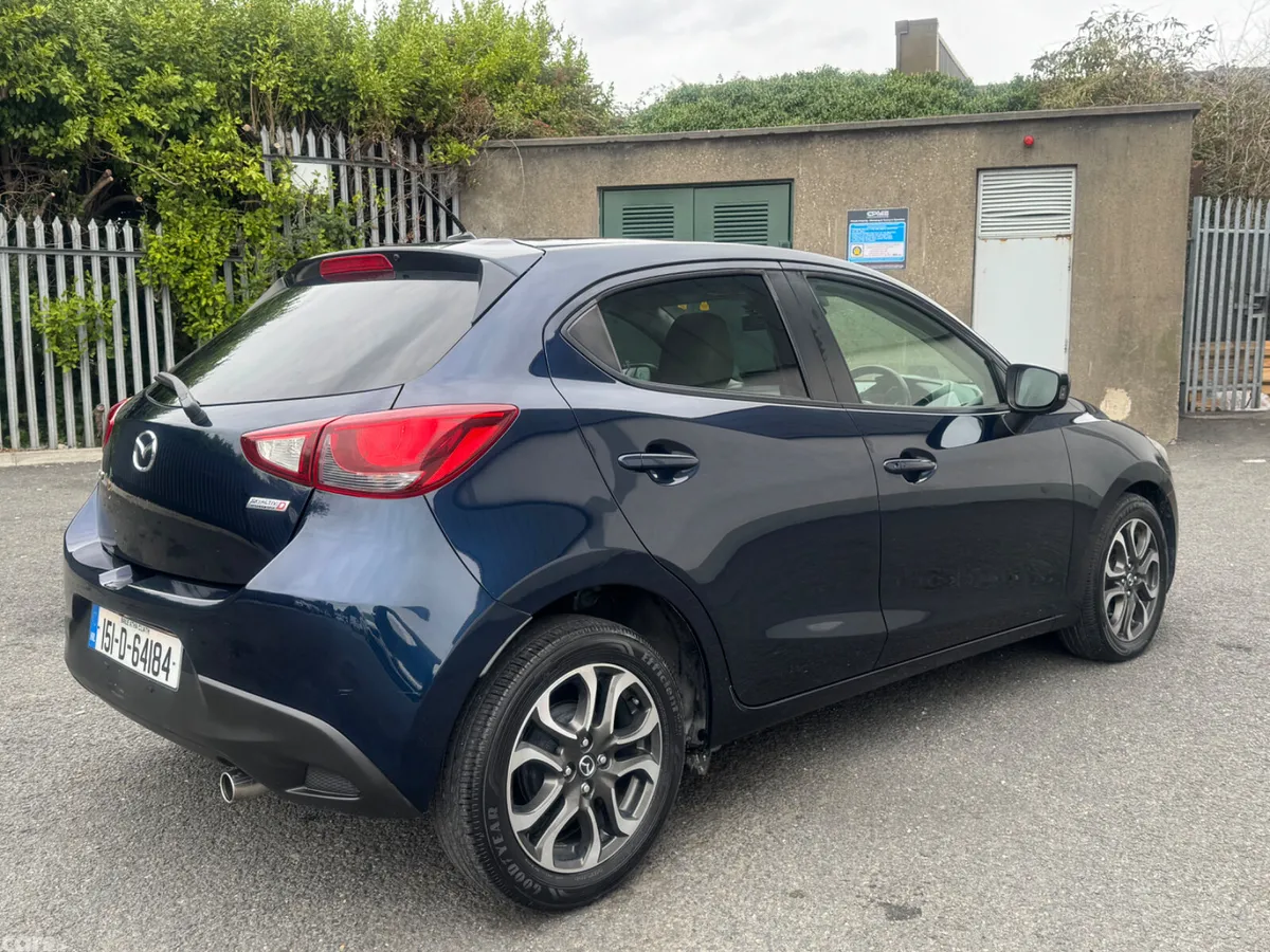 Mazda Demio Hatchback, Diesel, 2015, Blue