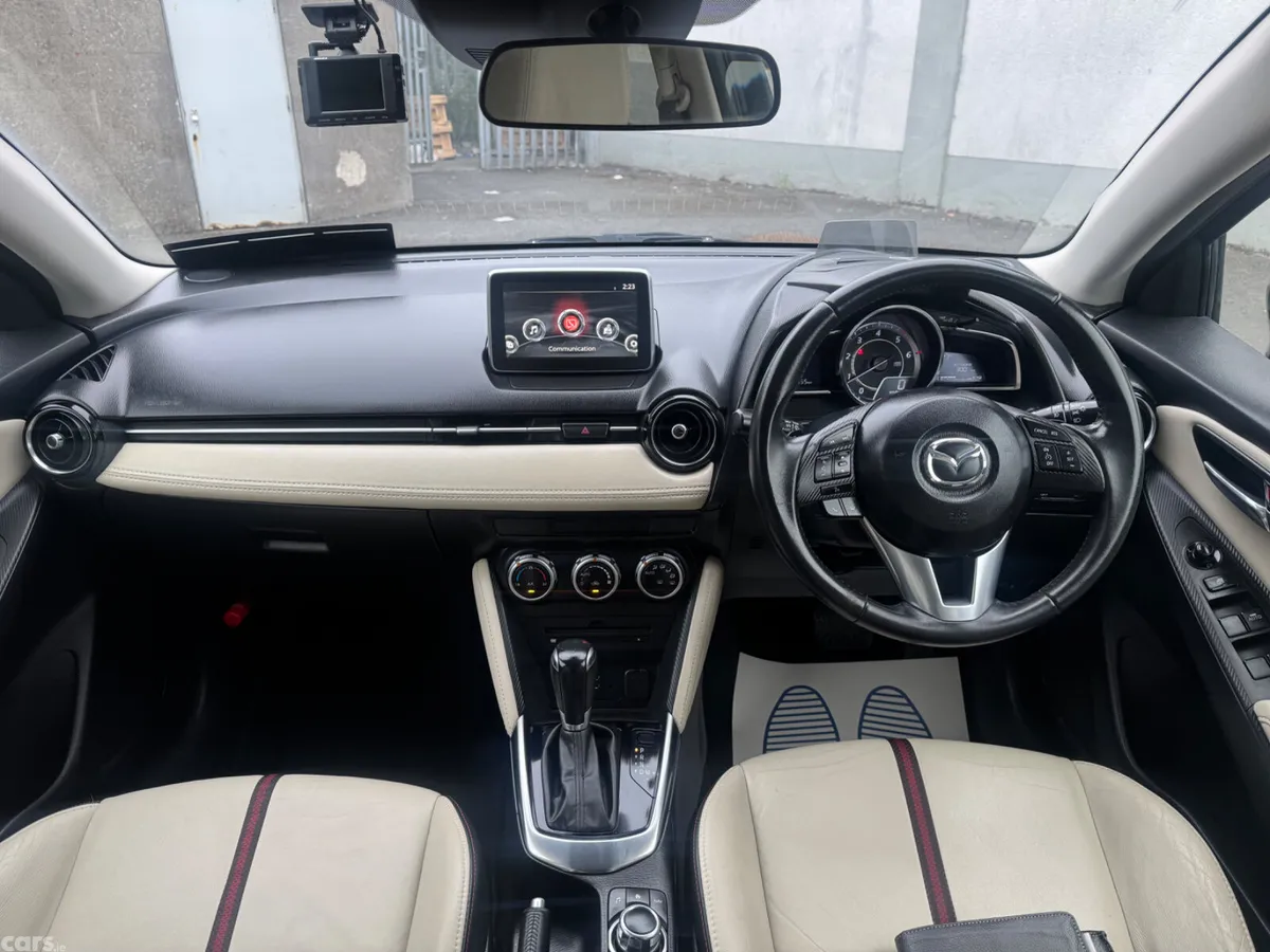 Mazda Demio Hatchback, Diesel, 2015, Blue