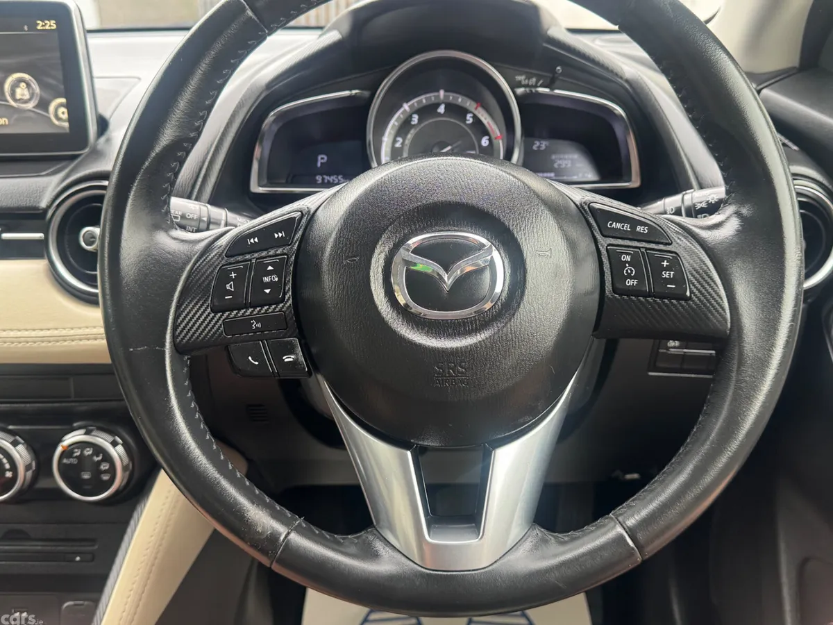 Mazda Demio Hatchback, Diesel, 2015, Blue