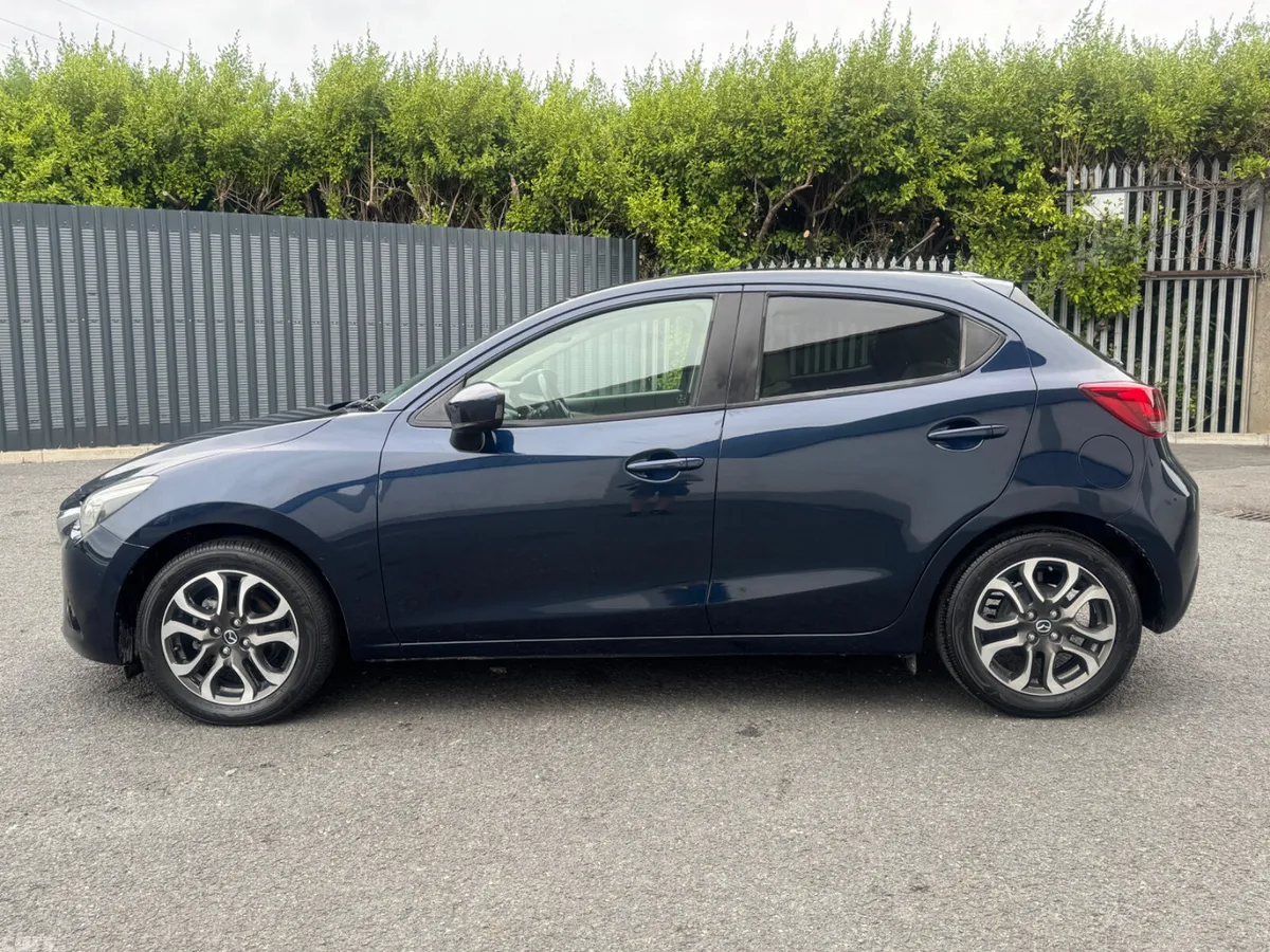 Mazda Demio Hatchback, Diesel, 2015, Blue