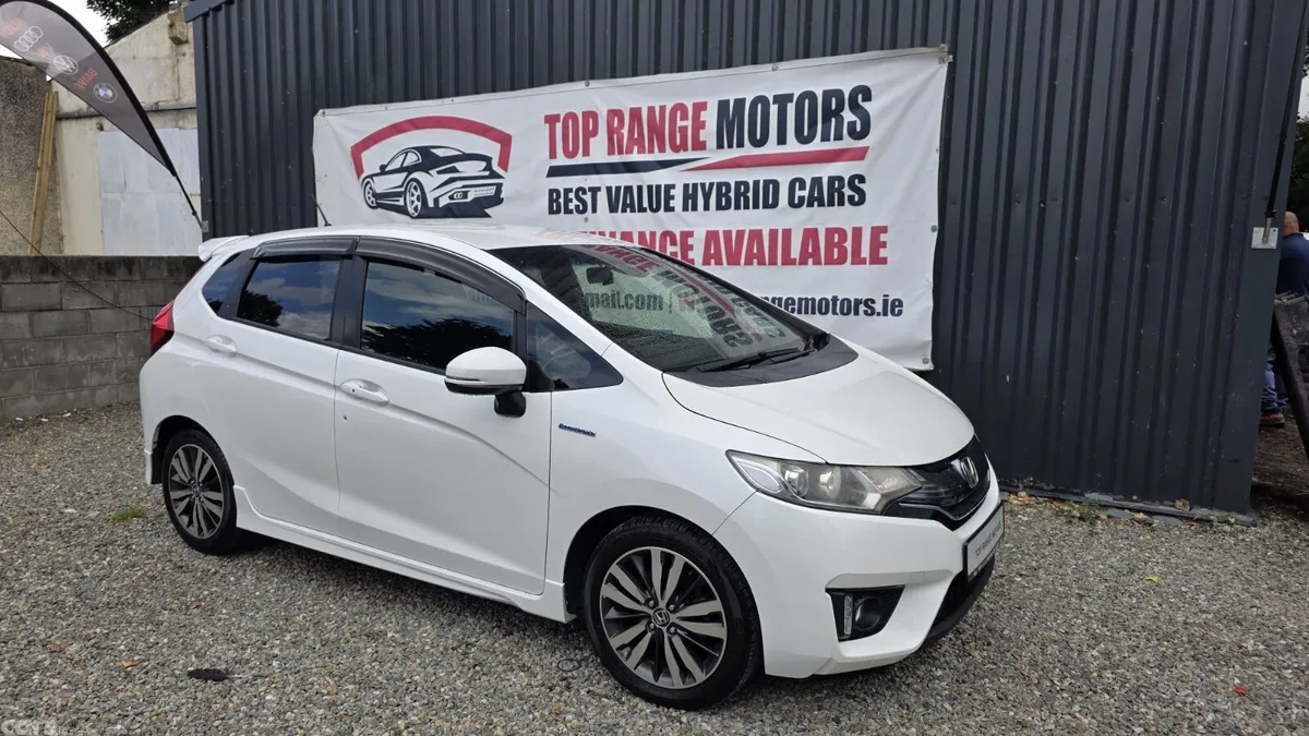 Honda Fit Hatchback, Petrol Hybrid, 2015, White